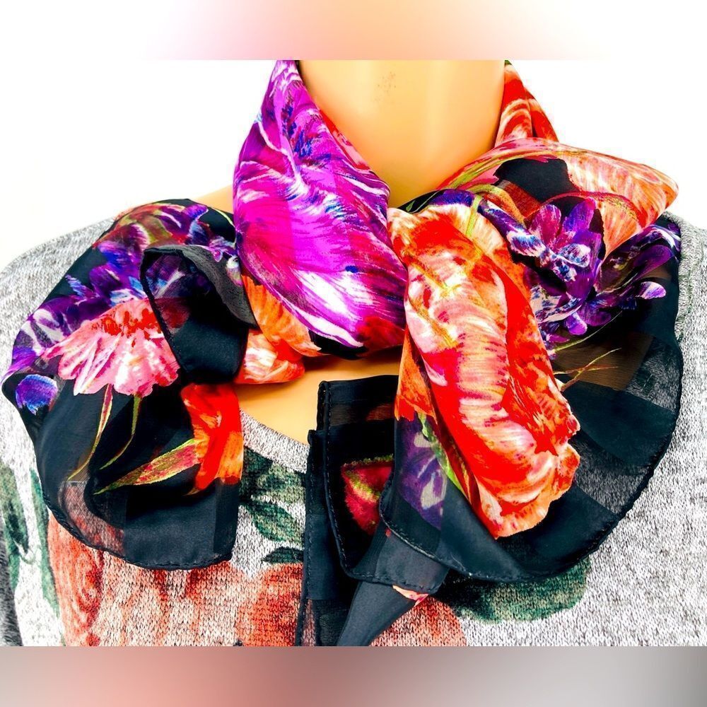 NWT Worthington Square 35” Floral Multicolor Scarf Made in Korea